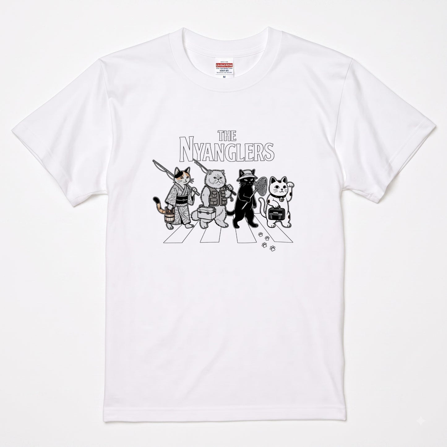 THE NYANGLERS | 招き猫 釣り猫 横断歩道 ゆるかわ パロディ Tシャツ【猫グッズ・釣り人・アウトドア・プレゼントに最適】