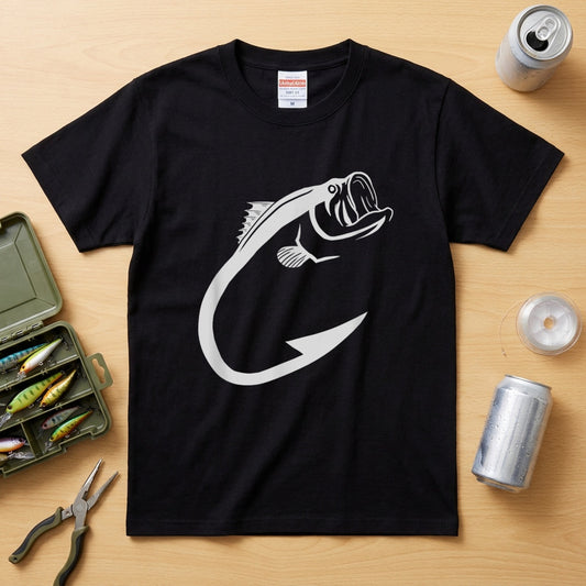 ブラックバス フック アート Tシャツ - バスフィッシング ウェア | CASTMODE