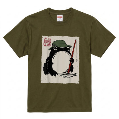 「Japanese Frog Angler」和モダン カエル絵図Tシャツ