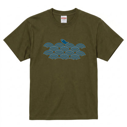 青海波と魚 ワンポイントTシャツ｜和柄・藍色
