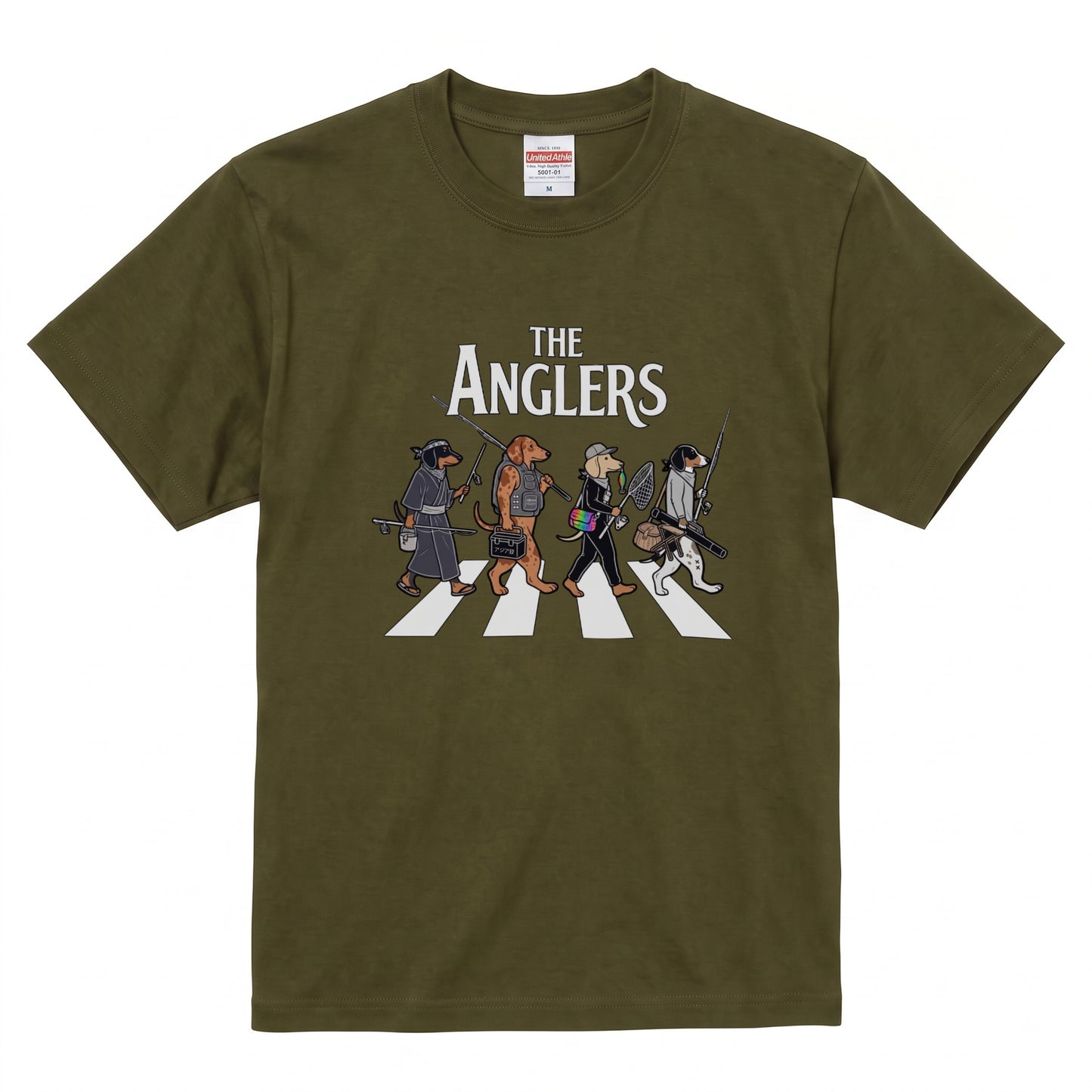 THE ANGLERS DACHSHUND| 釣り人 ミニチュアダックス 横断歩道 ゆるかわ パロディ Tシャツ【犬好き・愛犬家・釣りグッズ・イベント・プレゼントに最適】