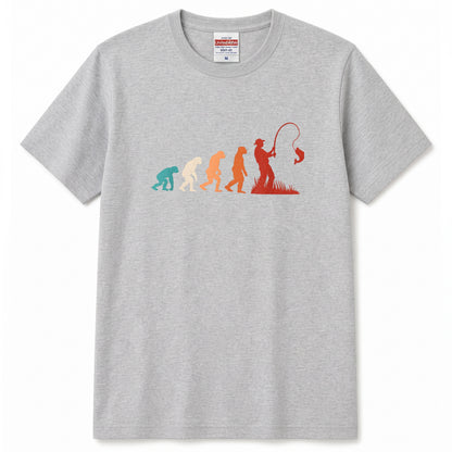 人類の進化（エボリューション）釣り人Tシャツ