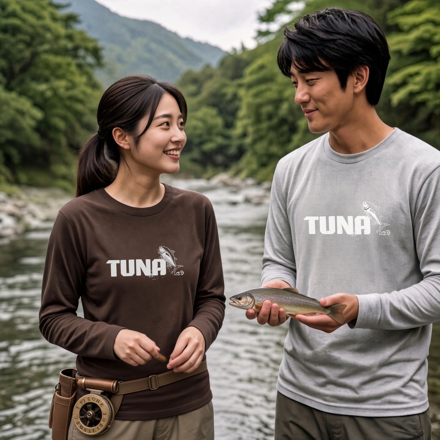 TUNA | 鮪 マグロ イラスト 英字 シンプル ワンポイント 長袖Tシャツ【釣り男子・釣りガール・ストリート・ギフト】