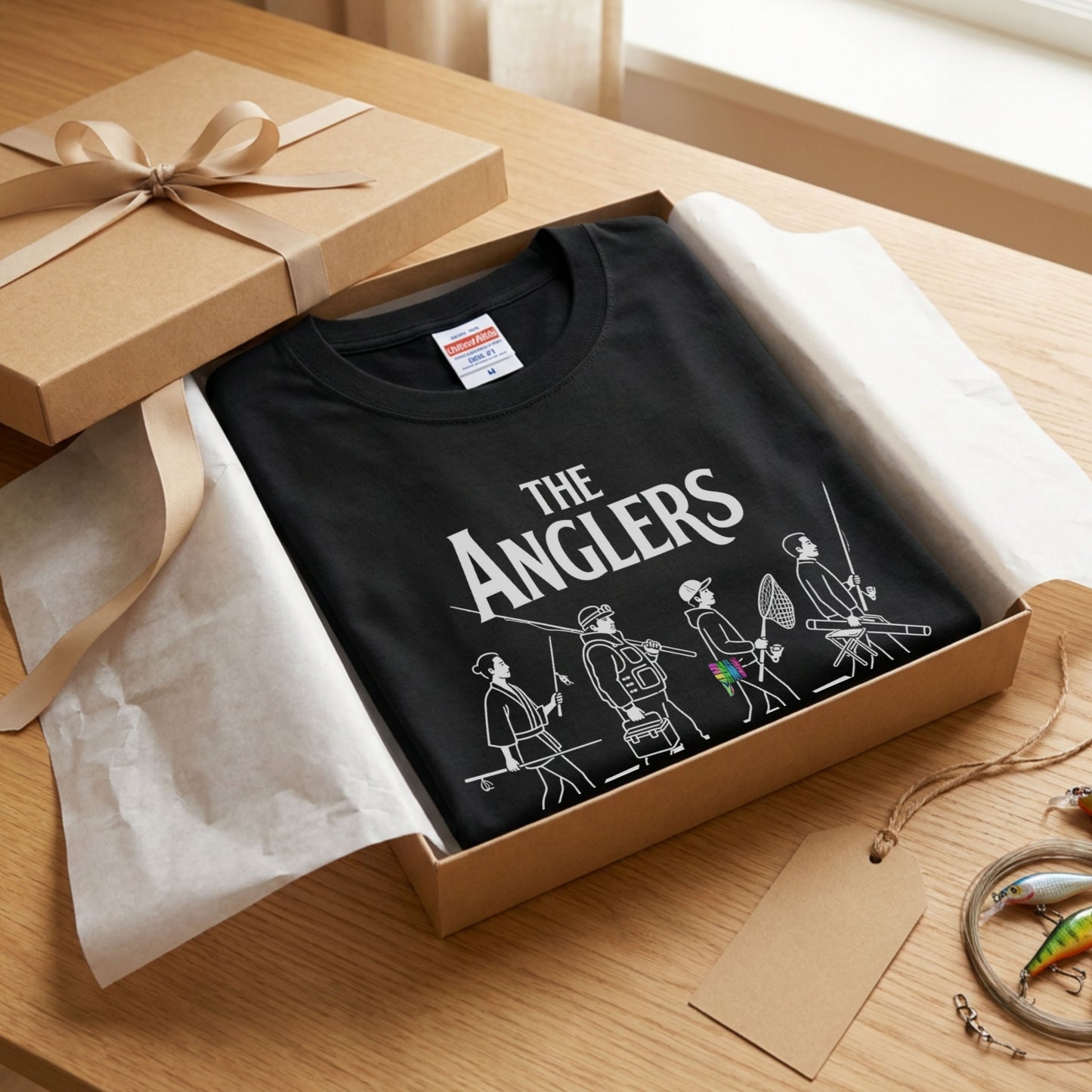 THE ANGLERS CROSSING | 釣り仲間 横断歩道 イラスト おもしろ レトロ 長袖Tシャツ【釣り好き・アングラー・釣りウェア・プレゼントに最適】