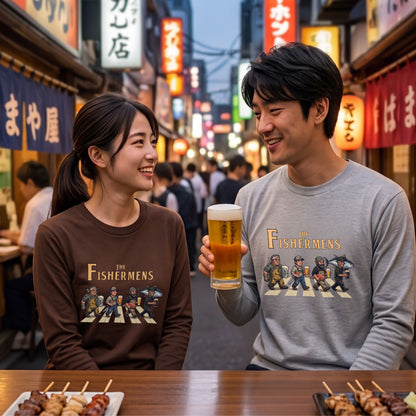 THE FISHERMENS | 海の男たち 巨大マグロ 乾杯ビール ロック名盤オマージュ グラフィック 長袖Tシャツ【おもしろ雑貨・普段着・宴会・ユニセックス・ギフトに最適】