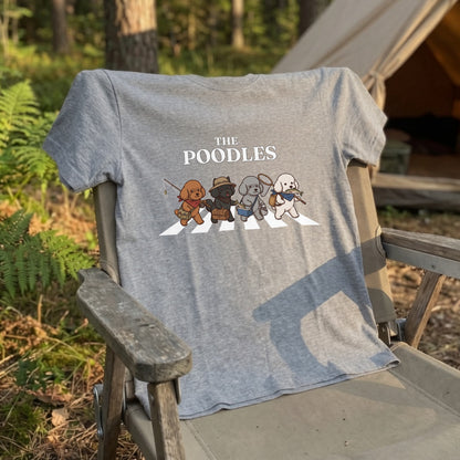THE POODLES | 横断歩道 ゆるかわ プードル フィッシング パロディTシャツ【愛犬家・釣り好き・アウトドア・ギフトに最適】