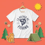 【I'D RATHER BE FISHING】ヴィンテージ風 ブラックバス 釣りイラスト白Tシャツ | CASTMODE