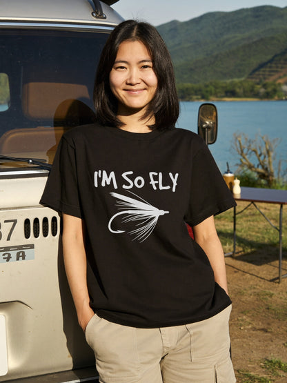 【I'M SO FLY】フライフィッシング 毛鉤（フライ）イラスト黒Tシャツ | CASTMODE