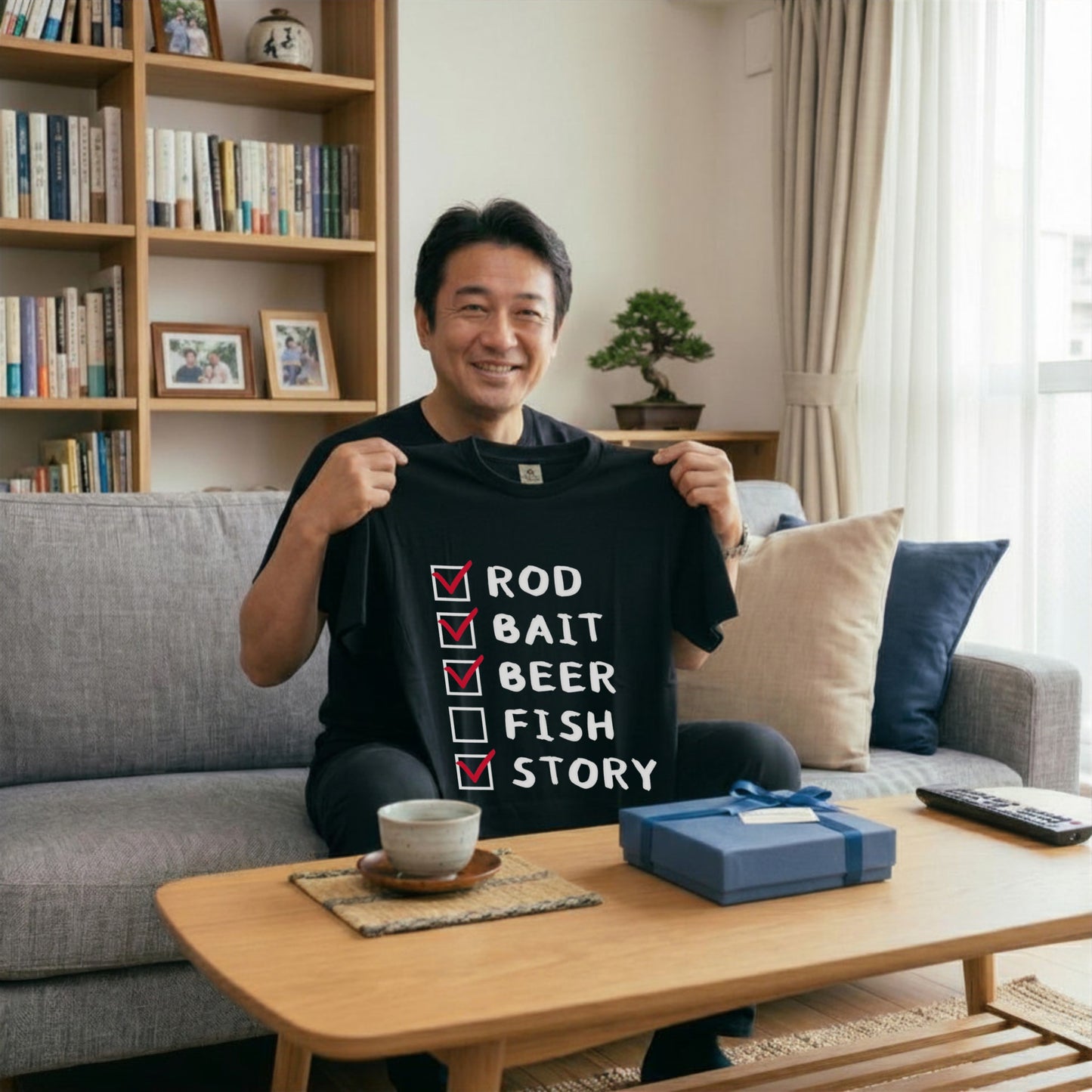 【ROD, BAIT, BEER, FISH, STORY】おもしろ 釣りチェックリスト黒Tシャツ | CASTMODE
