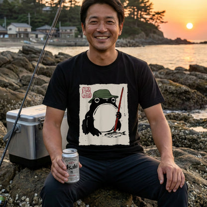 「Japanese Frog Angler」和モダン カエル絵図 Tシャツ