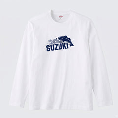 SUZUKI | スズキ 魚 和柄 波 イラスト 英字 ワンポイント 長袖Tシャツ【釣り男子・釣りガール・ストリート・ギフト】
