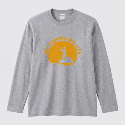 NO FISHING NO LIFE | 釣り イラスト サンセット アングラー 英字ロゴ 長袖Tシャツ【釣り好き・海釣り・バス釣り・プレゼントに最適】