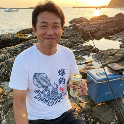 【爆釣・浮世絵風イカデザイン】白Tシャツ | CASTMODE