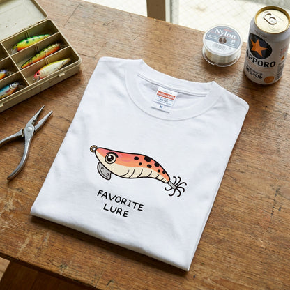 「FAVORITE LURE」 エギング エギ イラスト Tシャツ - おもしろ 釣り 服 | CASTMODE