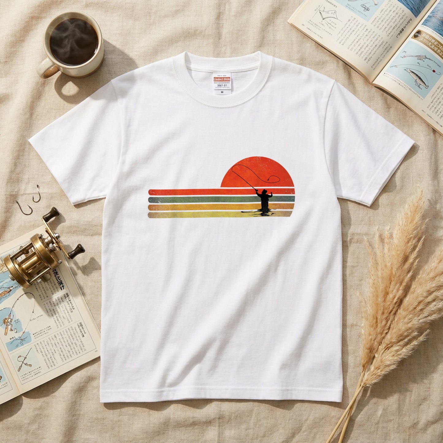 【70sレトロサンセット】ボーダーライン×フライフィッシング黒Tシャツ | CASTMODE