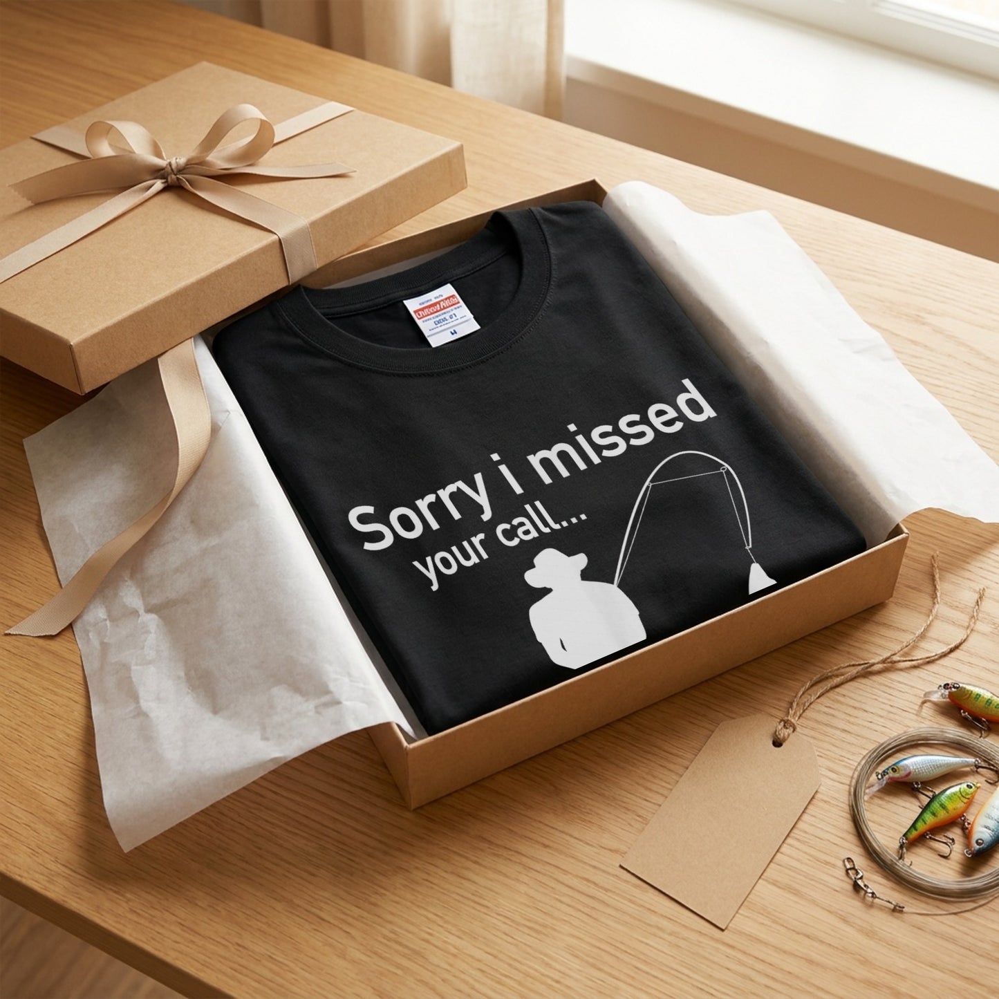 「Sorry I missed your call」釣りユーモアTシャツ | CASTMODE