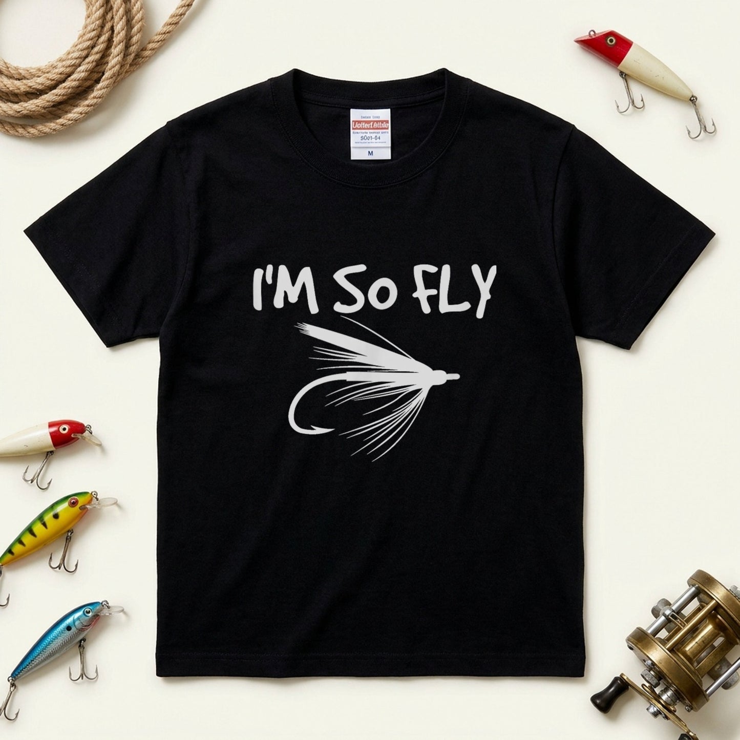 【I'M SO FLY】フライフィッシング 毛鉤（フライ）イラスト黒Tシャツ | CASTMODE