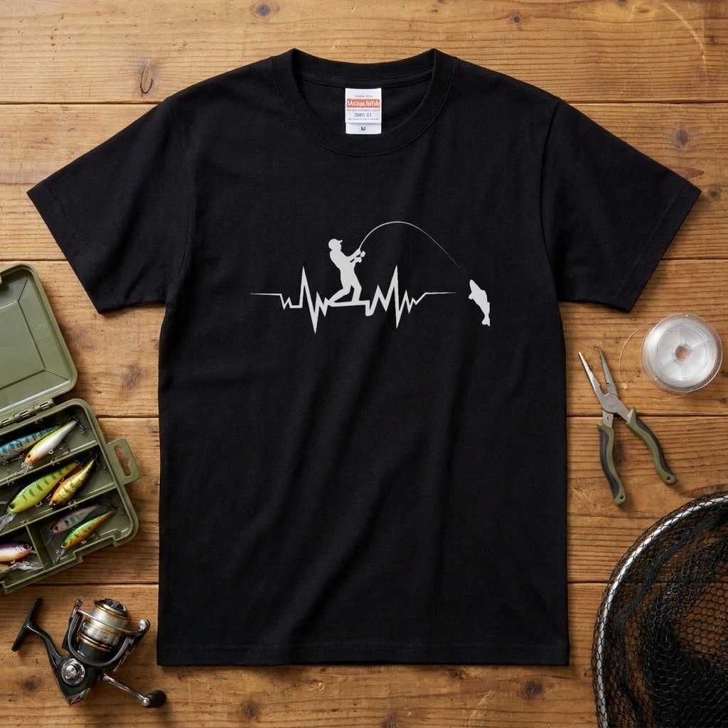 釣り心電図（ハートビート）アングラー シルエット黒Tシャツ | CASTMODE